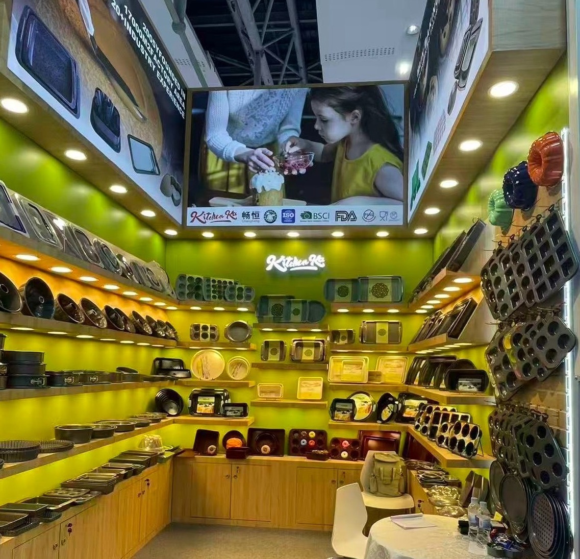 Zhejiang Bakeware Industry and Trade Co., Ltd. brilla en la Feria de Cantón de abril
